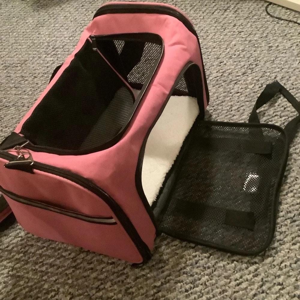 Soundy Dog Carrier (Pink) and Canada Pooch Jacket (Yellow ), + Fleece bundle